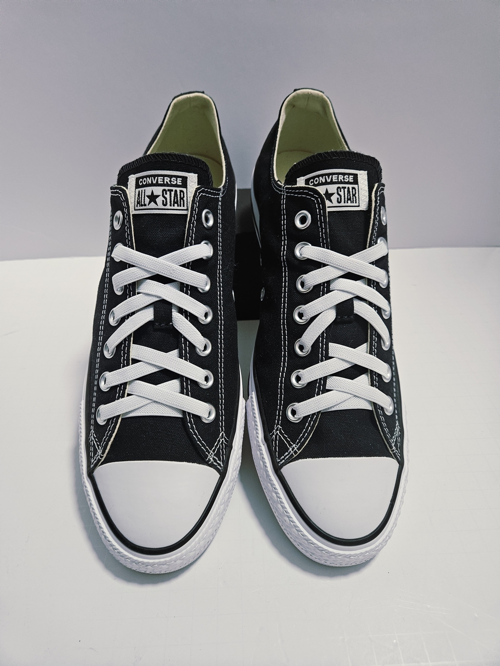 Converse Chuck Taylor All Star Low Top Black White Men's 10.5 / Women's 12.5 - Picture 3 of 10
